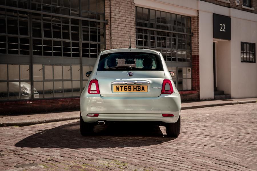  Fiat 500 Hybrid Launch Edition (312) 2020 года  (UK) (фото 26 из 40)